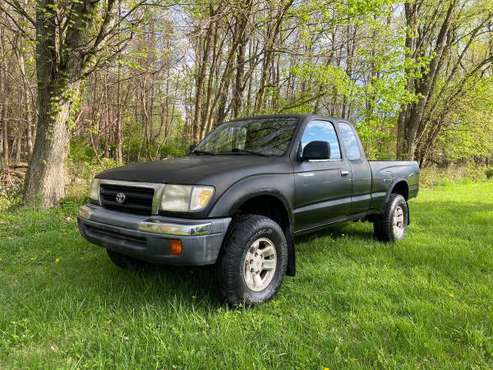 Toyota Tacoma Extended Cab Pre Runner for sale in Winchester, VA