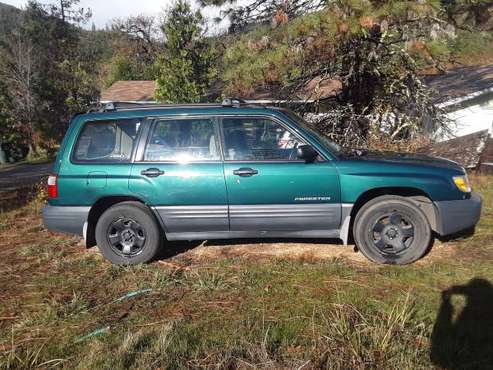 2001 Subaru Forester - cars & trucks - by owner - vehicle automotive... for sale in Gold Hill, OR