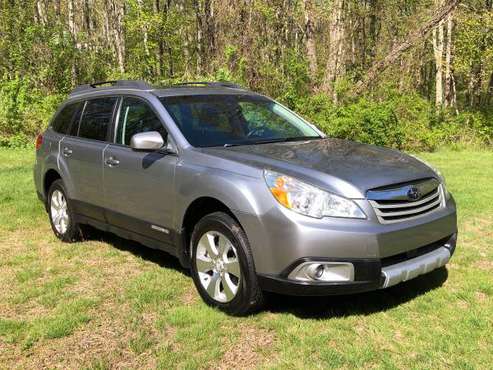 2011 SUBARU OUTBACK 3 6r H6 LIMITED AWD SERVCD w/20 RECDS for sale in Stratford, NY