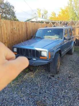 1999 Cherokee 4x4 4 0 145k clean title runs - drives for sale in Central Point, OR