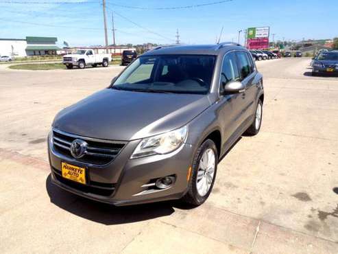 2009 Volkswagen Tiguan SEL - cars & trucks - by dealer - vehicle... for sale in Marion, IA