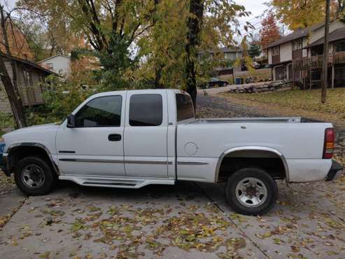 2001 GMC 2500 for sale in Mound, MN