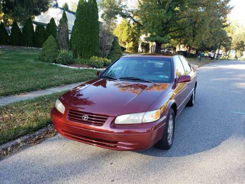 1999 Toyota Camry LE "2 OWNER-NO ACCIDENTS" for sale in Philadelphia, PA