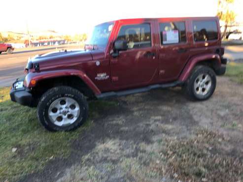 2013 Jeep Wrangle Unlimited Sahara 4WD V6 - cars & trucks - by... for sale in Denver , CO