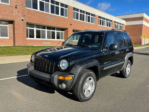 Jeep Liberty Sport 2002 - cars & trucks - by owner - vehicle... for sale in Stamford, NY