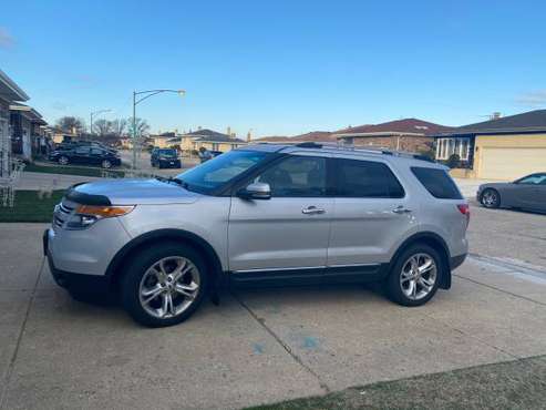 2012 Ford Explorer - cars & trucks - by owner - vehicle automotive... for sale in Chicago, IL
