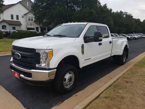 2017 FORD F-350 CREW CAB DUALLY LONG BED FX-4 DIESEL SUPER DUTY PICKUP for sale in Austin, TX