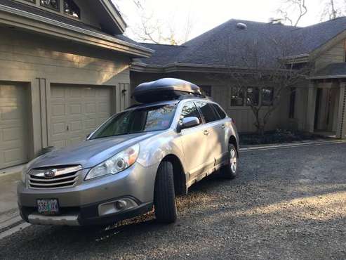 2011 Subaru Outback 2.5i Limited-Great Condition for Mileage - cars... for sale in Eugene, OR