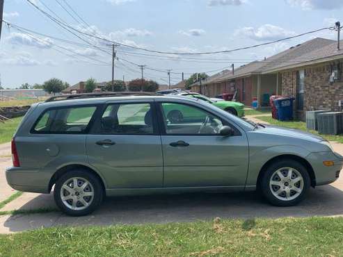 Ford Focus Wagon for sale - cars & trucks - by owner - vehicle... for sale in Van Alstyne, TX