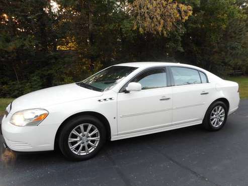 2010 Buick lucerne CX Very Nice 102,000 miles for sale in Appleton, WI