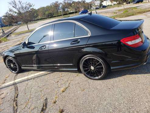 2011 MERCEDES C300 (BEAUTIFUL) - cars & trucks - by owner - vehicle... for sale in West Haven, CT
