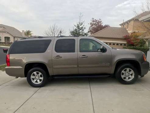 2012 GMC Yukon XL SLT - cars & trucks - by owner - vehicle... for sale in Brentwood, CA