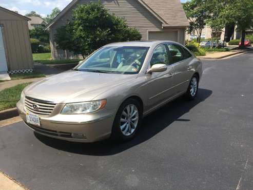 2009 Hyundai Azera Limited Extra Clean and Reliable! - cars & for sale in Henrico, VA