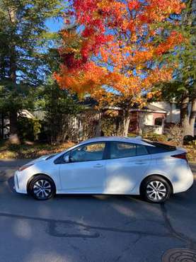 **2019 Toyota Prius XLE AWD-e** - cars & trucks - by owner - vehicle... for sale in Vancouver, OR