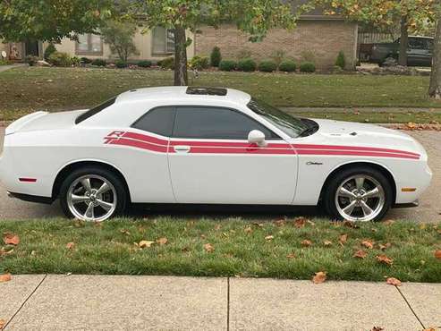 2012 Dodge Challenger RT Classic - cars & trucks - by owner -... for sale in Dayton, OH