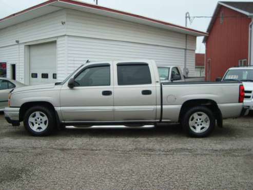 07 Chevy Silverado - cars & trucks - by dealer - vehicle automotive... for sale in Canton, OH