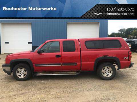 2005 Chevy Silverado - cars & trucks - by dealer - vehicle... for sale in Rochester, MN