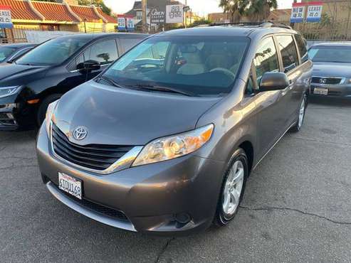 2012 TOYOTA SIENNA LE / CLEAN TITLE / NO ACCIDENT / 1 OWNER - cars &... for sale in Los Angeles, CA