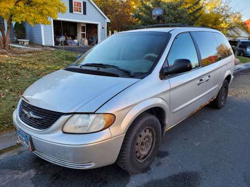 2003 Chrysler Town & Country - cars & trucks - by owner - vehicle... for sale in Saint Paul, MN
