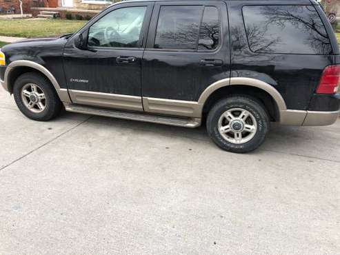2002 Ford Explorer 4x4 - cars & trucks - by owner - vehicle... for sale in Allen Park , MI
