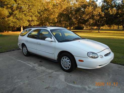 1998 Ford Tarus Station wagon - cars & trucks - by owner - vehicle... for sale in Statesboro, GA