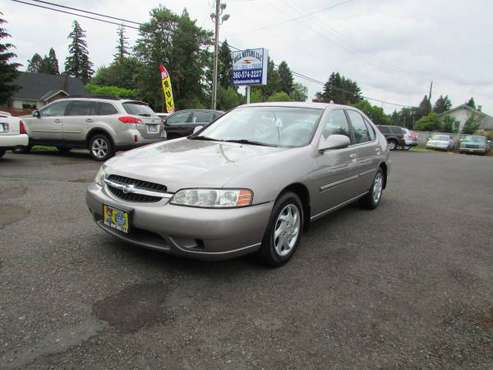 2001 NISSAN ALTIMA GXE 4 DOOR AUTOMATIC - cars & trucks - by dealer... for sale in Vancouver, OR