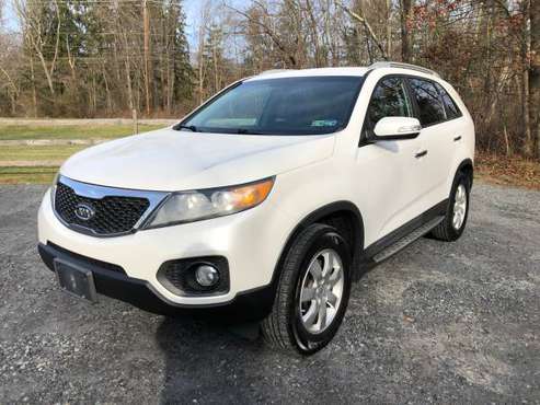2011 Kia Sorento LX FWD - Only 92K - Extremely Clean! - cars &... for sale in Wind Gap, PA