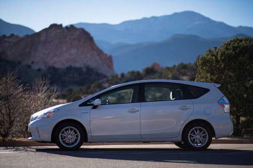 2014 Prius V Three - cars & trucks - by owner - vehicle automotive... for sale in Colorado Springs, CO