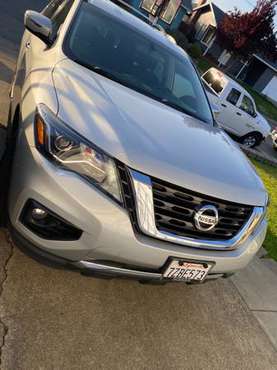 2017 Nissan Pathfinder for sale in Petaluma , CA
