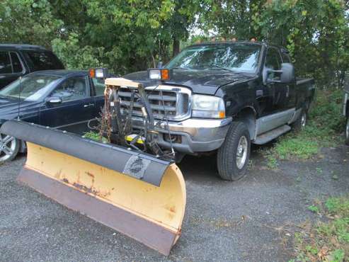 2002 FORD F-250 LARIAT WITH MINUT MOUNT PLOW "AS IS PARTS ONLY" -... for sale in Lowell, MA