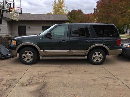 2004 Ford Expedition Eddie Bauer for sale in Oshkosh, WI