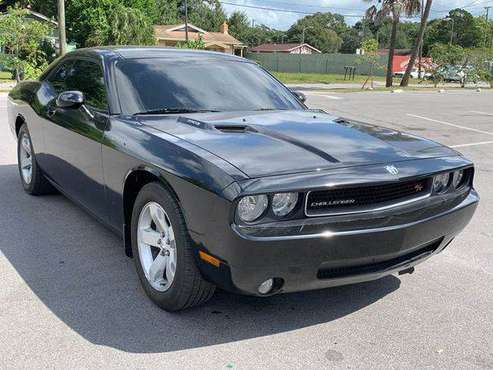 2010 Dodge Challenger R/T 2dr Coupe 100% CREDIT APPROVAL! for sale in TAMPA, FL