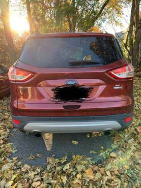 Red Ford Escape - cars & trucks - by owner - vehicle automotive sale for sale in Reading, MA