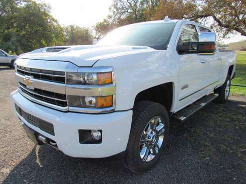 2019 Chevrolet 2500 High Country 4X4 - 1 Owner, 13,000 Miles, 6.6L -... for sale in Waco, TX