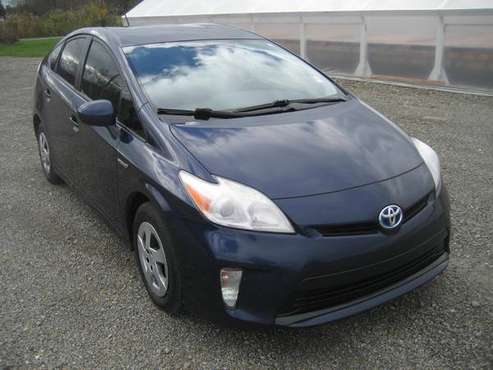 2013 Toyota Prius III - cars & trucks - by dealer - vehicle... for sale in ENDICOTT, NY