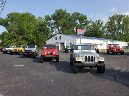 2006 jeep wrangler sport sahara - cars & trucks - by dealer -... for sale in Evansville, IN