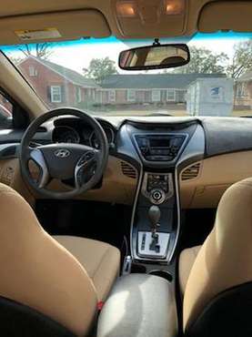 2013 Hyundai Elantra, Excellent condition for sale in Summerville , SC