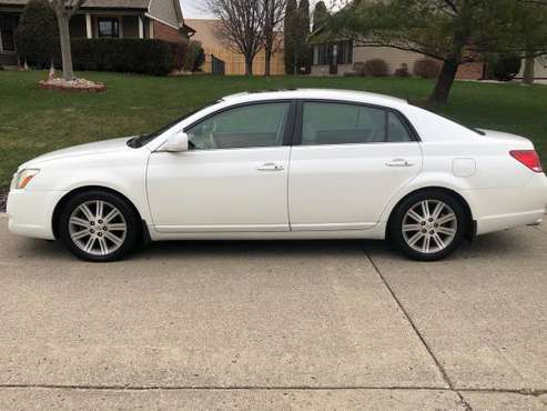 2006 Toyota Avalon Limited - cars & trucks - by owner - vehicle... for sale in Indianapolis, IN