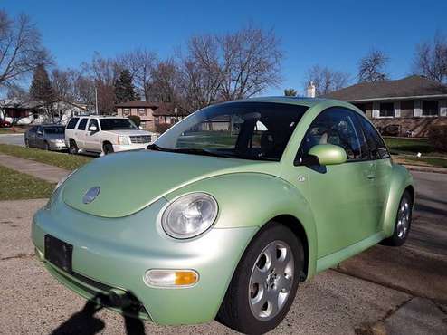 2002 Volkswagen New Beetle - cars & trucks - by owner - vehicle... for sale in Altoona, IA