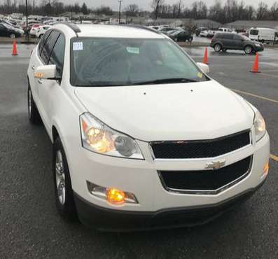 2012 Chevrolet Traverse 2LT FWD 6-Speed Automatic for sale in Louisville, KY