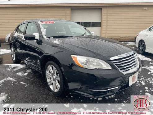 2011 CHRYSLER 200! BLACK ON BLACK! SUNROOF!!! - cars & trucks - by... for sale in N SYRACUSE, NY