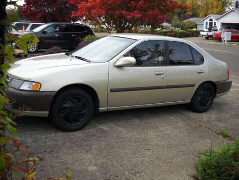 1998 Nissan Altima GXE - cars & trucks - by owner - vehicle... for sale in McMinnville, OR