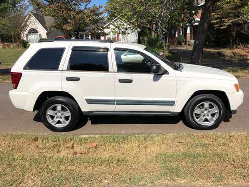 2005 Jeep Grand Cherokee Smooth Ride, Great Tires for sale in Knoxville, TN