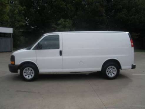 CHEVROLET EXPRESS CARGO VAN - - by dealer - vehicle for sale in Portland, OR