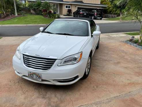 2011 Chrysler 200 Convertible - cars & trucks - by owner - vehicle... for sale in Kihei, HI