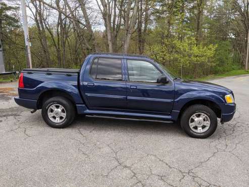 Explorer Sport Trac Crew Cab 4x4 Moonroof/Alloys EXCELLENT CONDITION for sale in Tyngsboro, MA