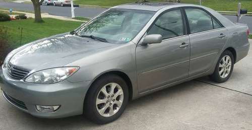Toyota Camry XLE - cars & trucks - by owner - vehicle automotive sale for sale in Mechanicsburg, PA