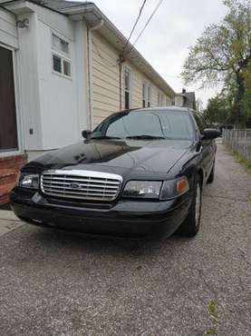 2010 ford crown victoria 106k for sale in Brooklyn, MD