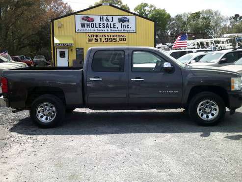 2010 CHEVROLET SILVERADO 4-DR - - by dealer - vehicle for sale in Charleston, SC