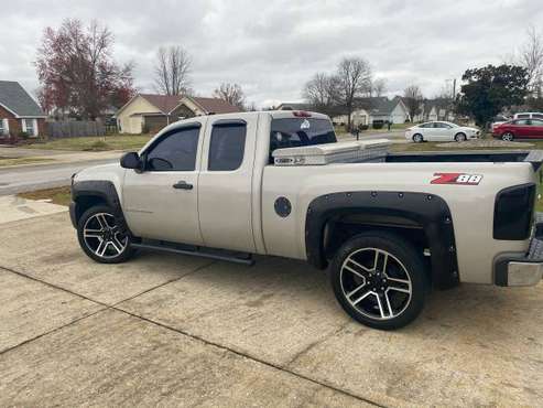 2008 SIlverado 1500 V6 4.3 - cars & trucks - by owner - vehicle... for sale in Elizabethtown, KY
